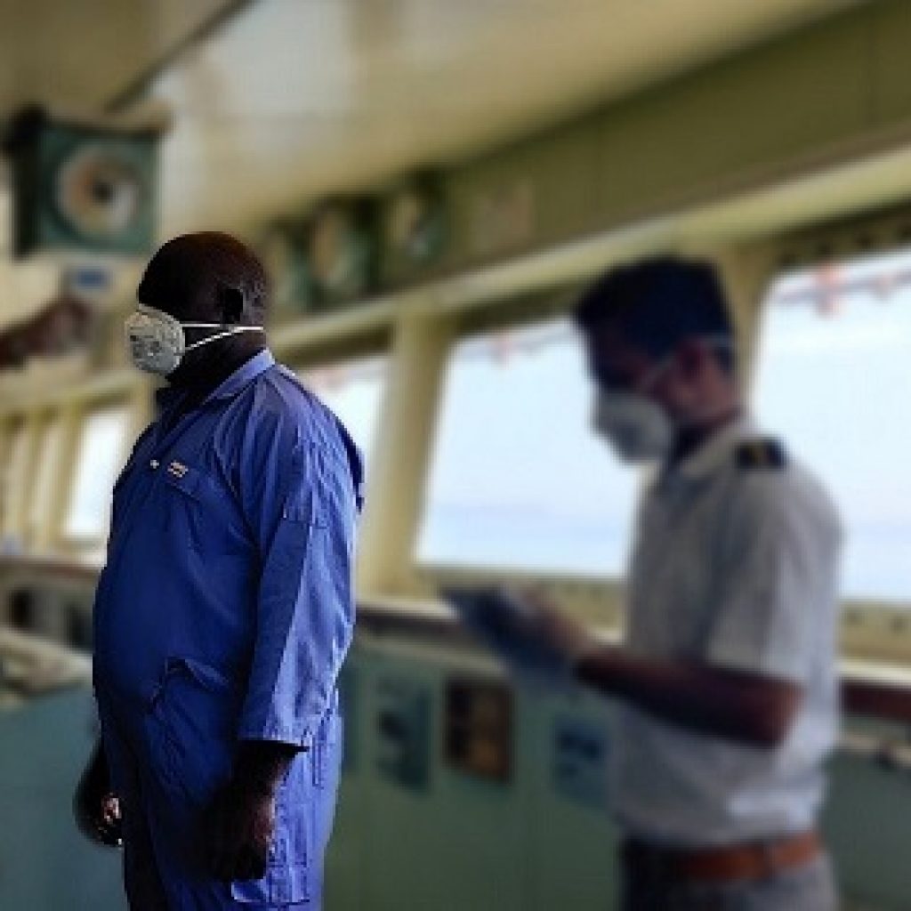 ilustração homens com máscara